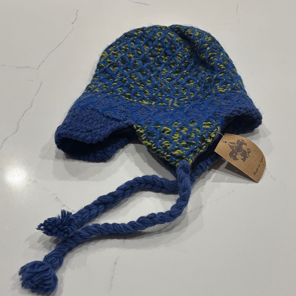 Cheveux Blue and Green Knit Winter Hat 100% wool exterior ,100%polyester lining.